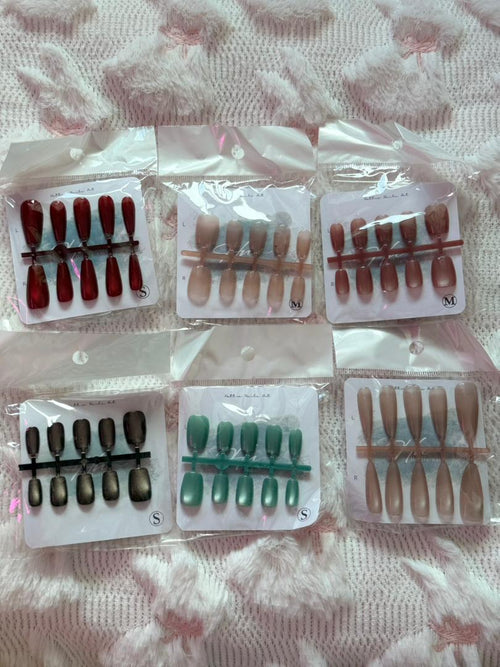 FAKE NAILS